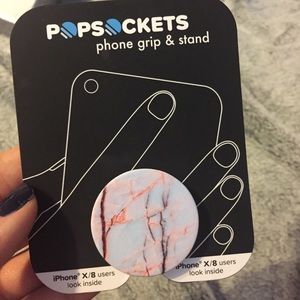 Blush marble pop socket